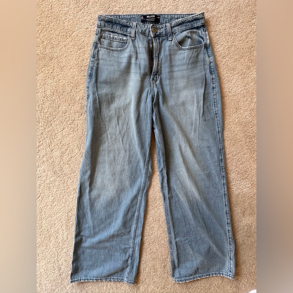 Hollister Women’s Ultra High Rise Baggy Jeans